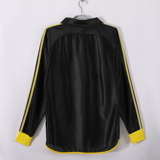 98/00 Real Madrid away long sleeved jersey