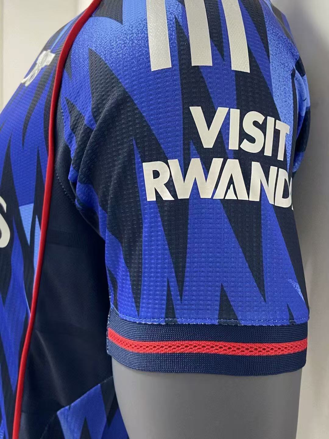 25/26 Arsenal away jersey