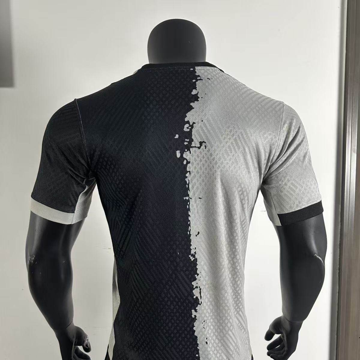 25/26 Tottenham home jersey