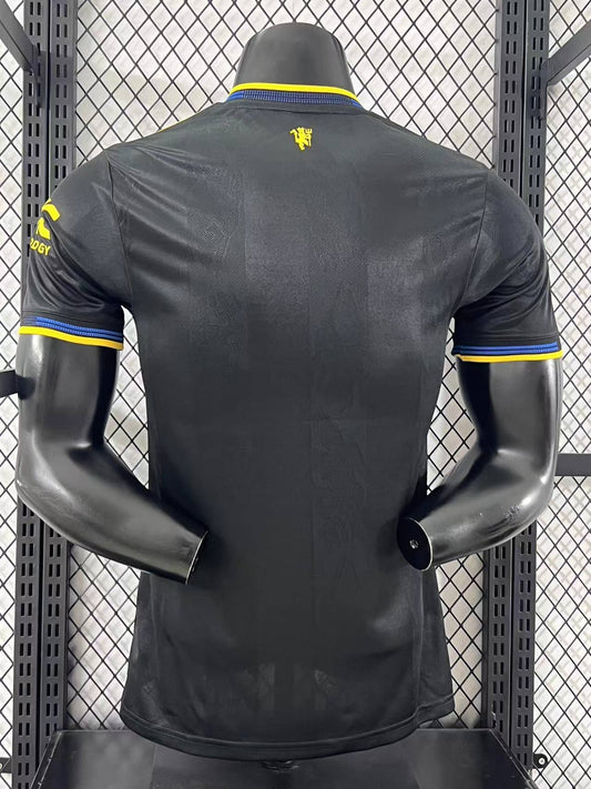 25/26 Manchester United second away kit