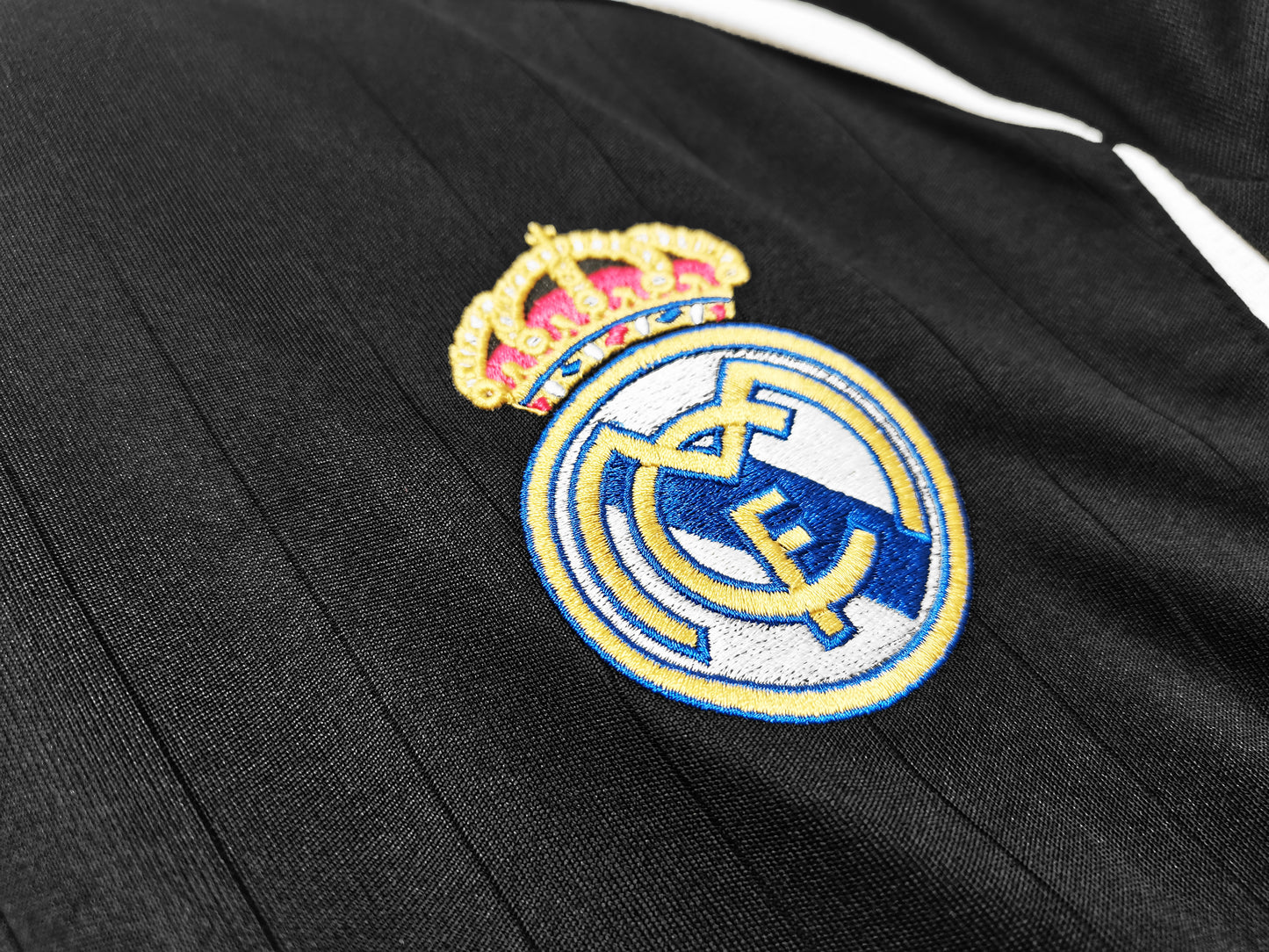 06/07 Real Madrid second away long sleeved jersey