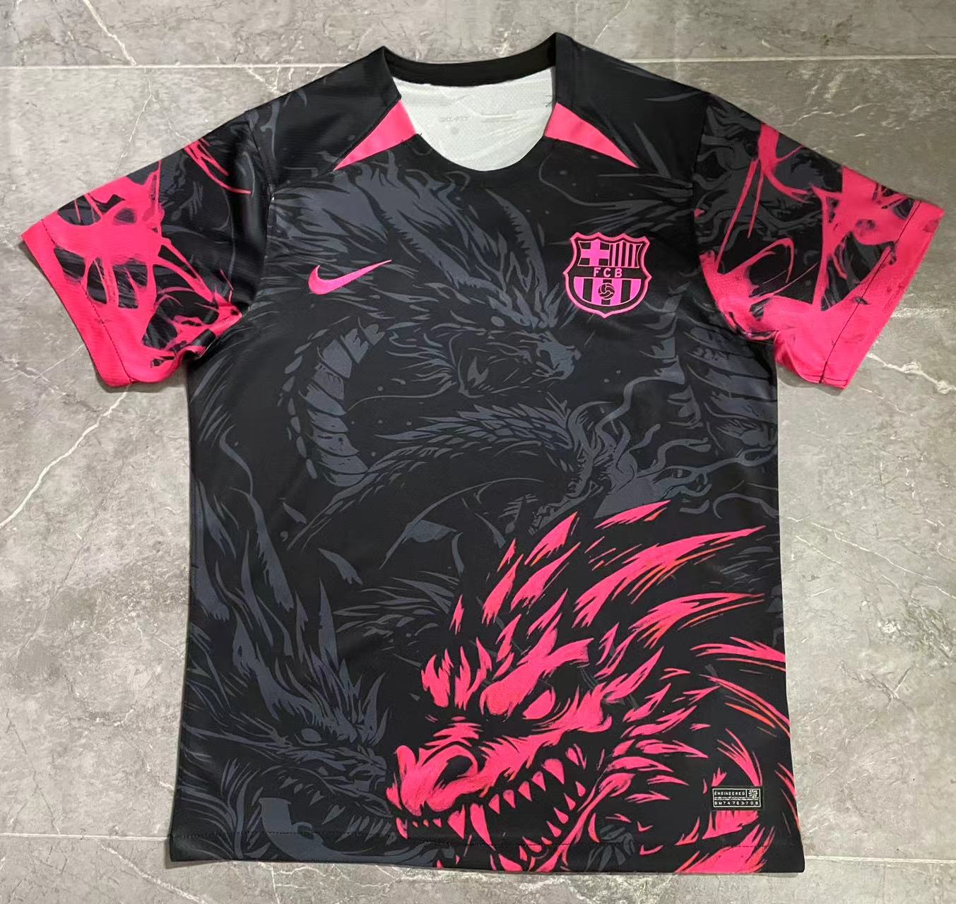Maillot spécial Dragon Noir Rose Barcelone 24/25