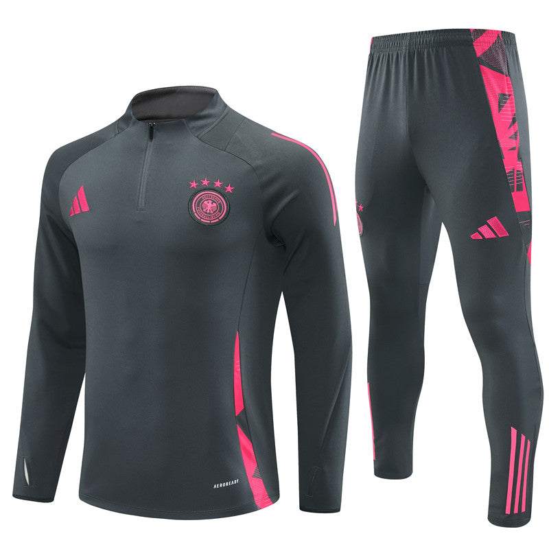 Ensemble gris foncé allemand 24/25