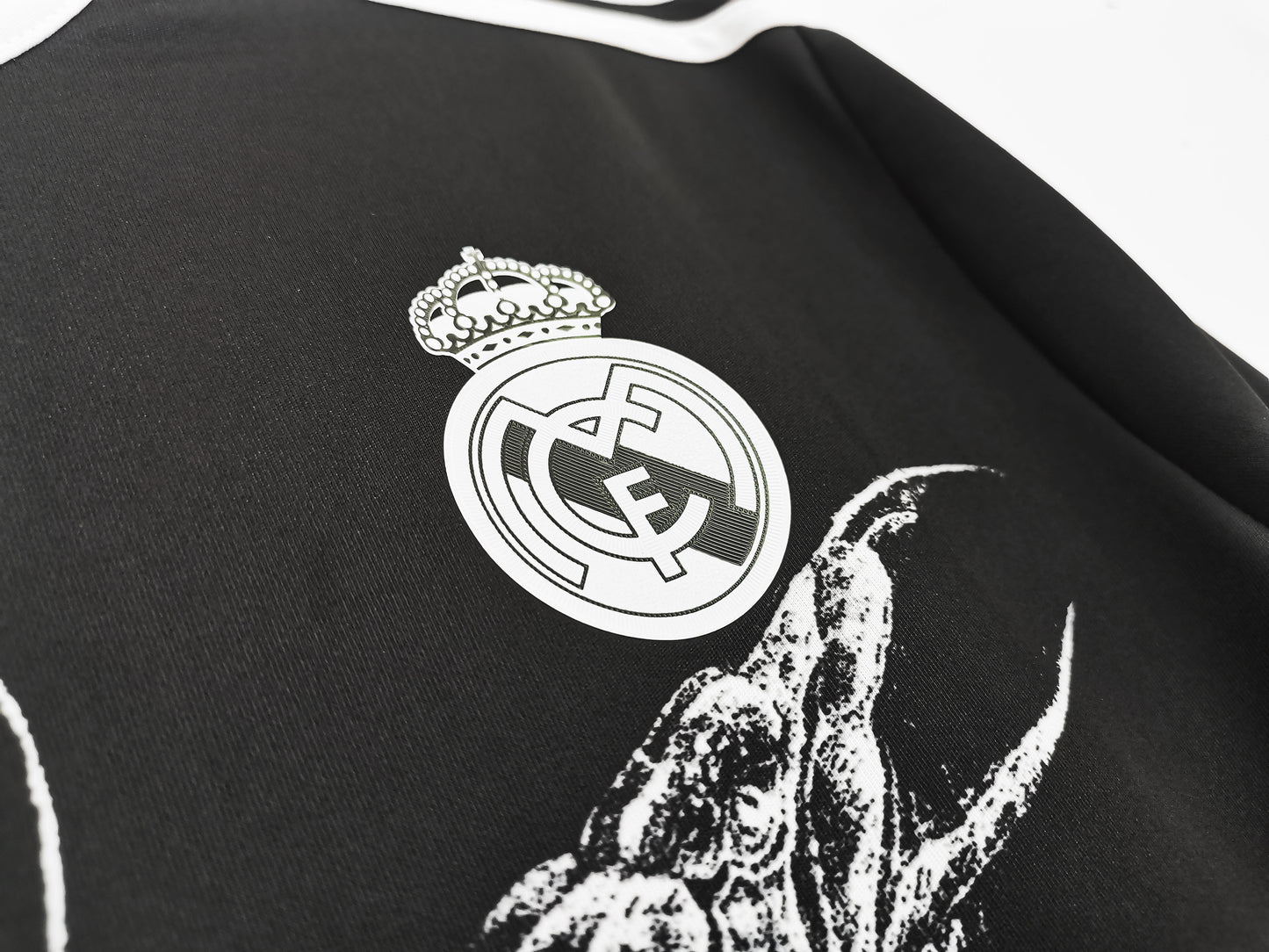 14/15 Real Madrid second away long sleeved jersey
