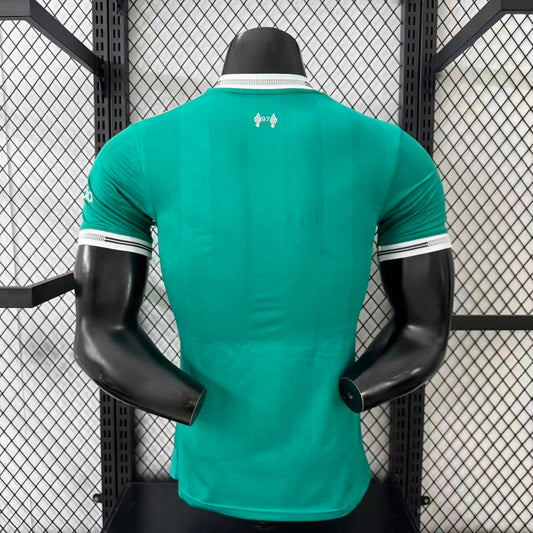 25/26 Liverpool's second away jersey