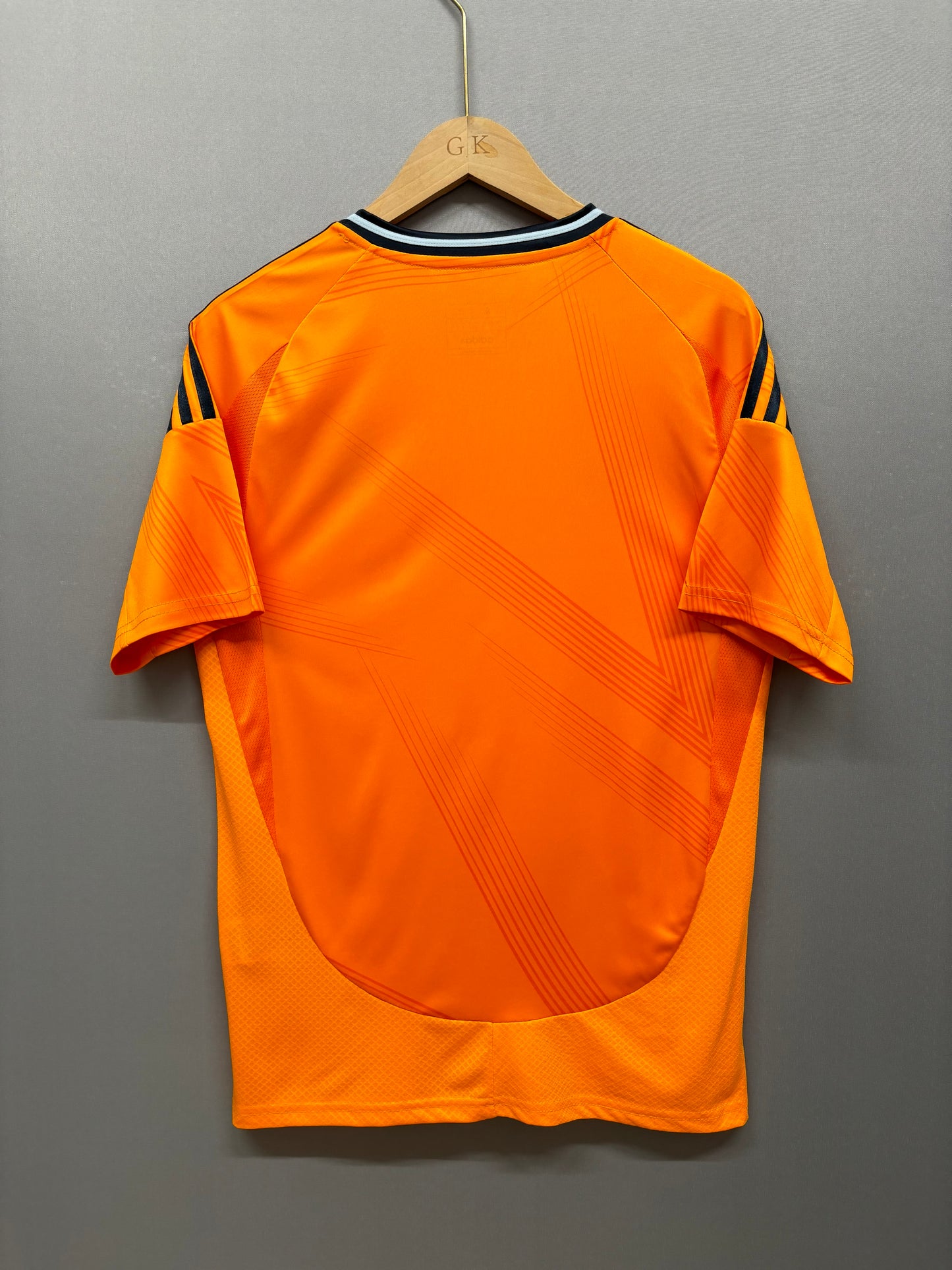 24/25 Real Madrid away jersey