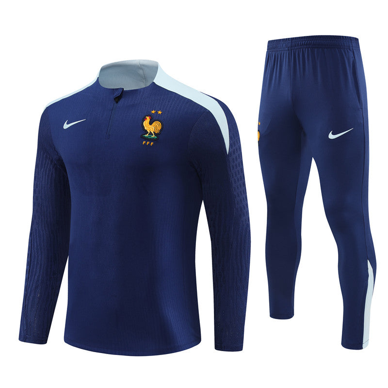 Ensemble bleu roi français 24/25