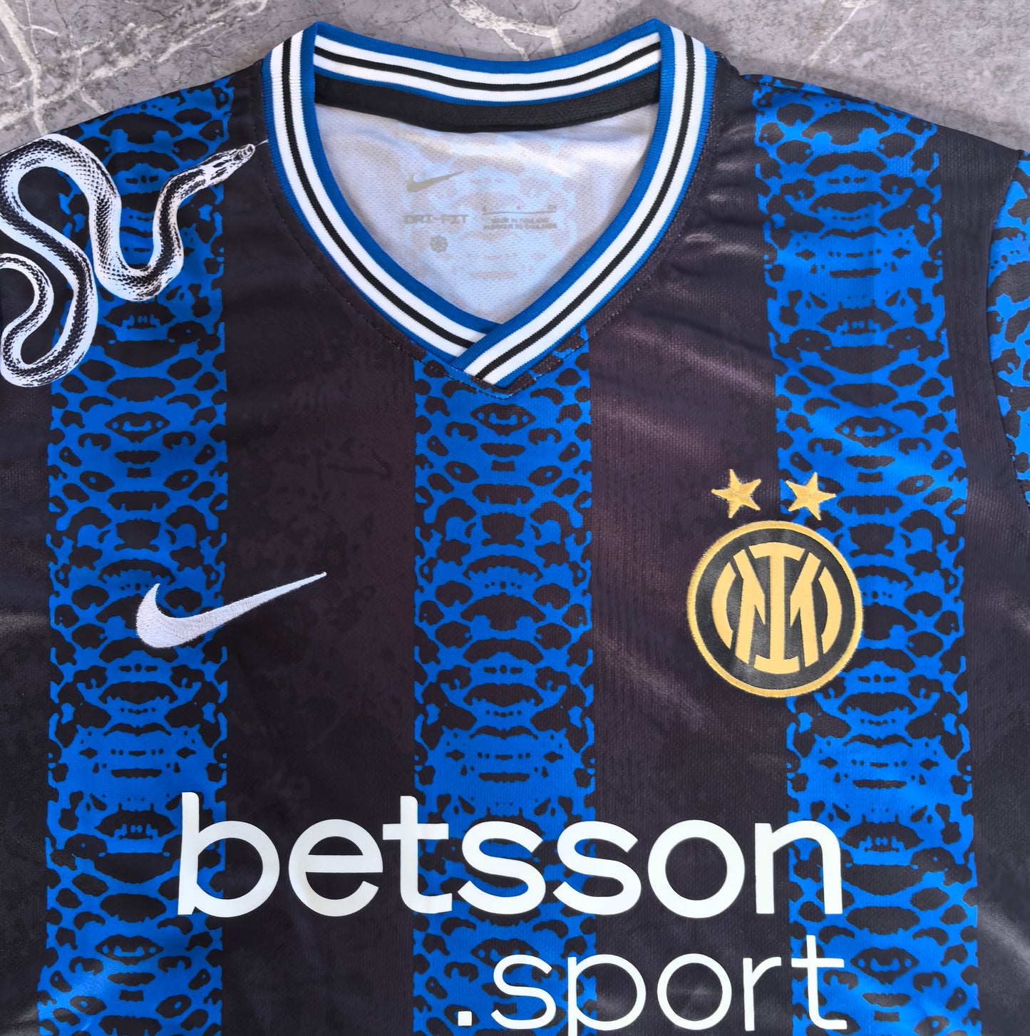 Maillot spécial Inter Milan Cobra 24/25