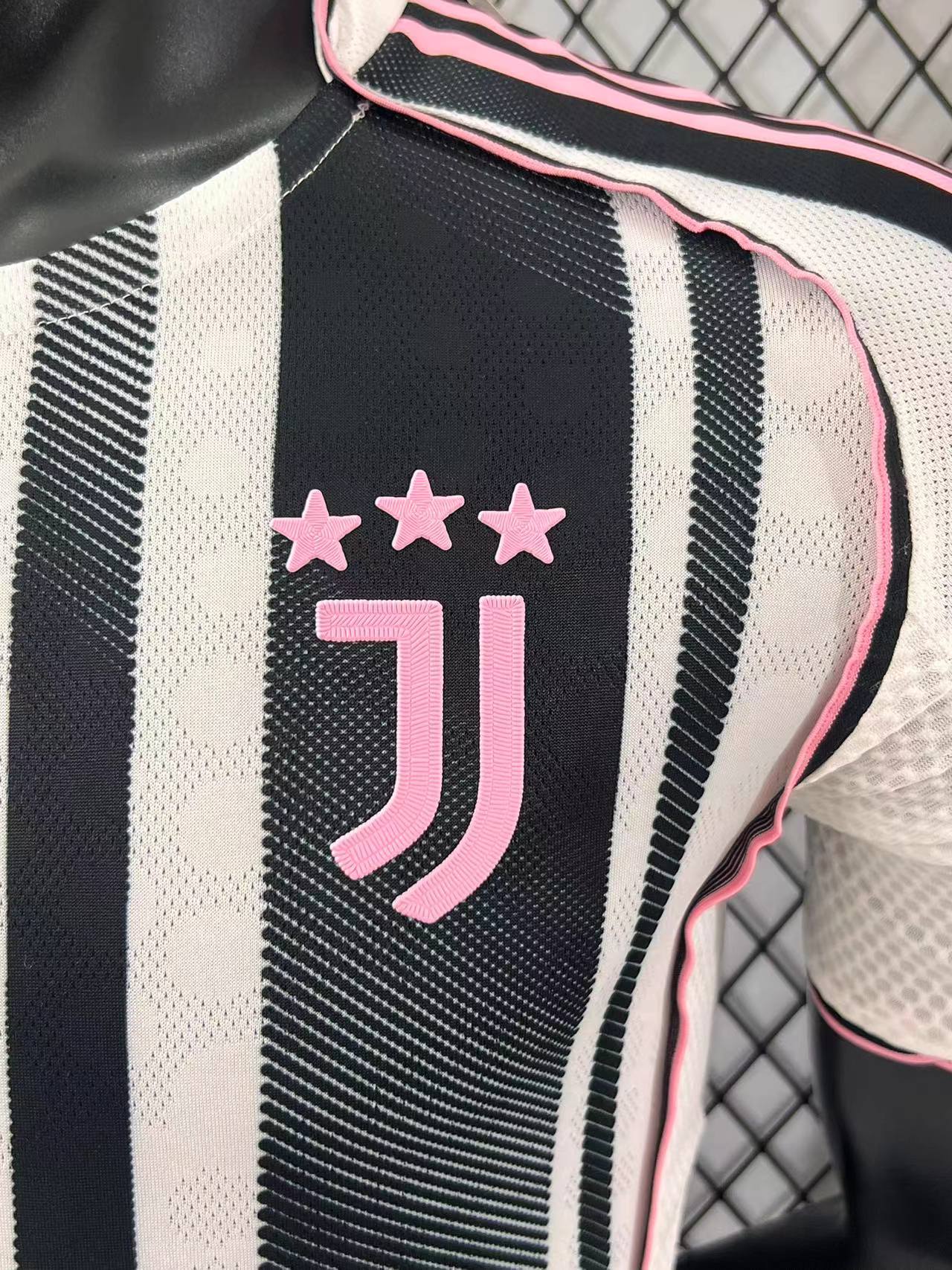 25/26 Juventus home jersey