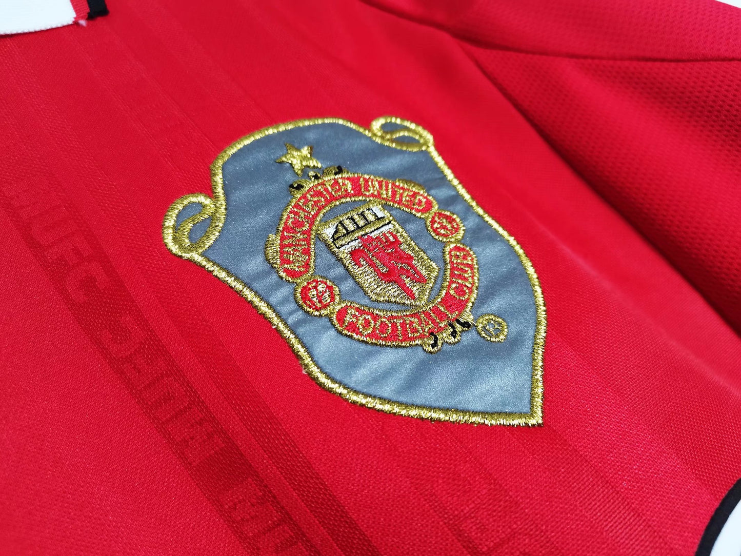 1999/00 Manchester United home long sleeved jersey