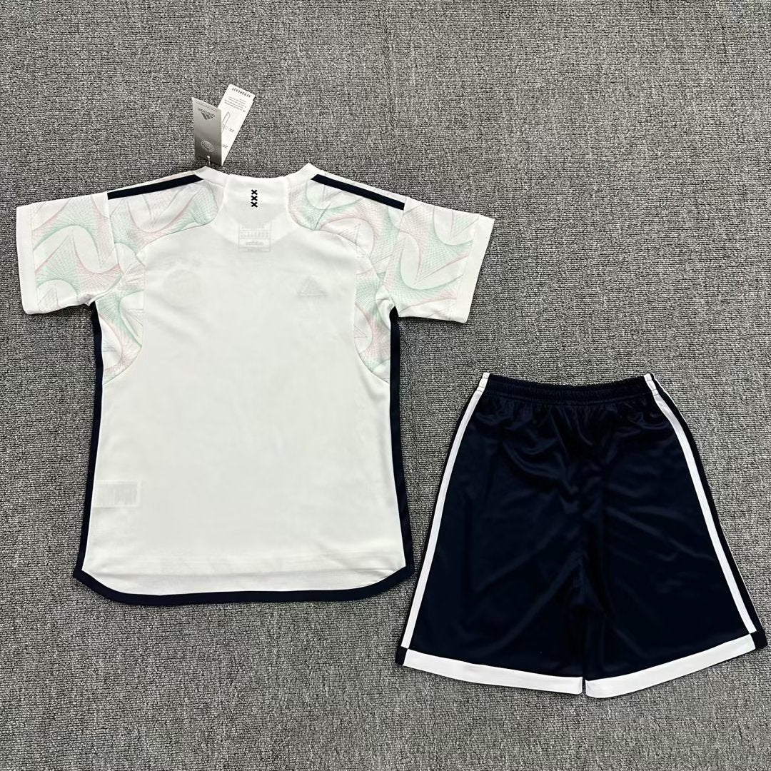 23-24 Ajax away kids set