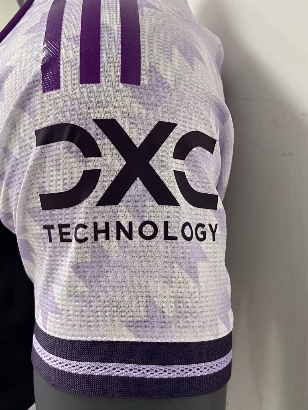 25/26 Manchester United away jersey