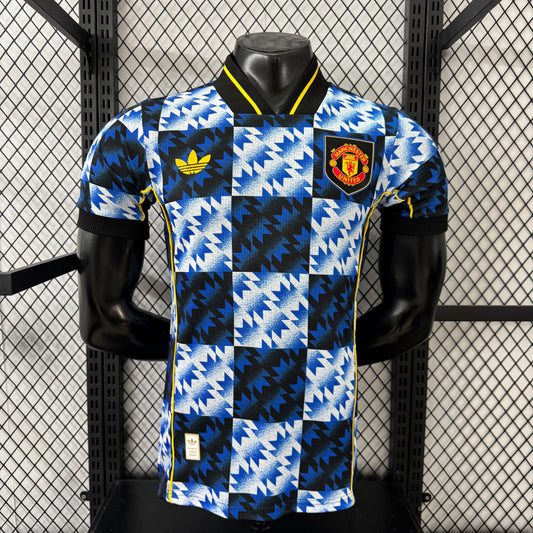 Manchester United retro jersey