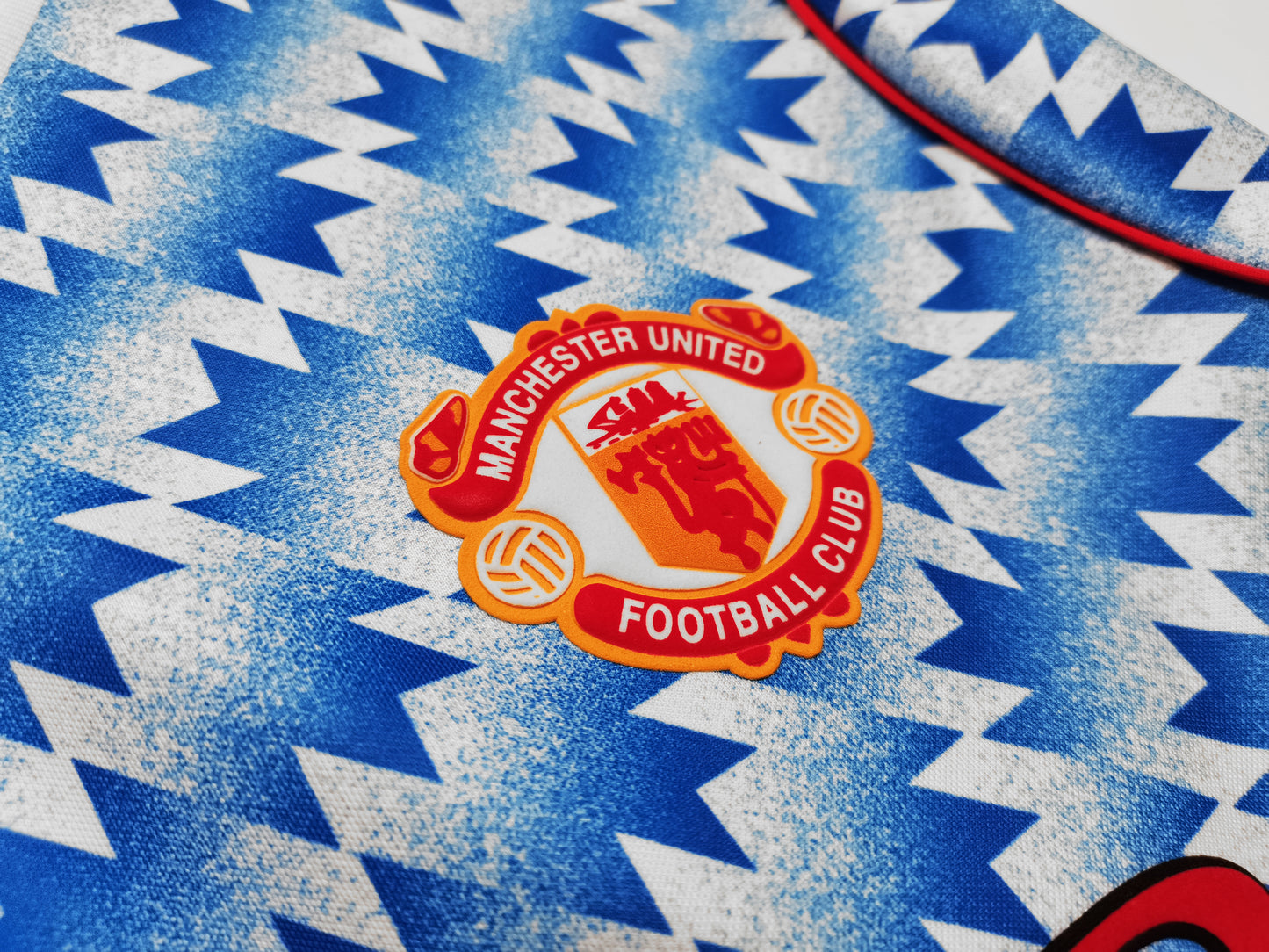 1990/92 Manchester United away long sleeved jersey