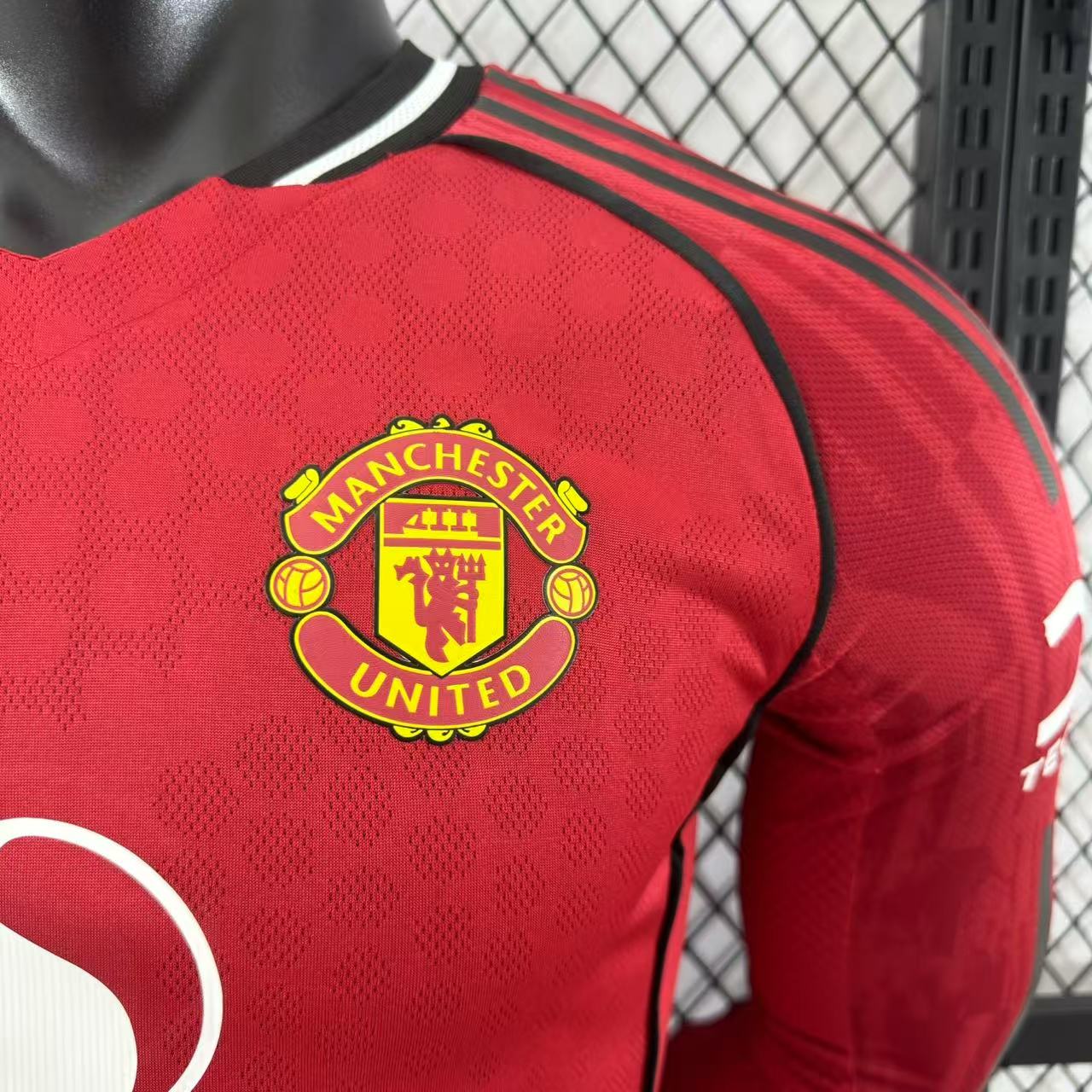 25/26 Manchester United home long-sleeved shirt