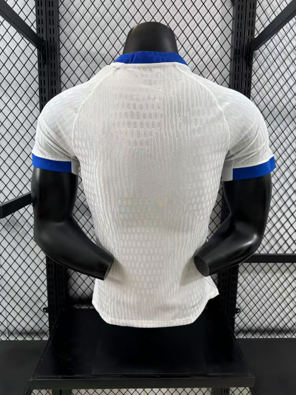 25/26 England home jersey