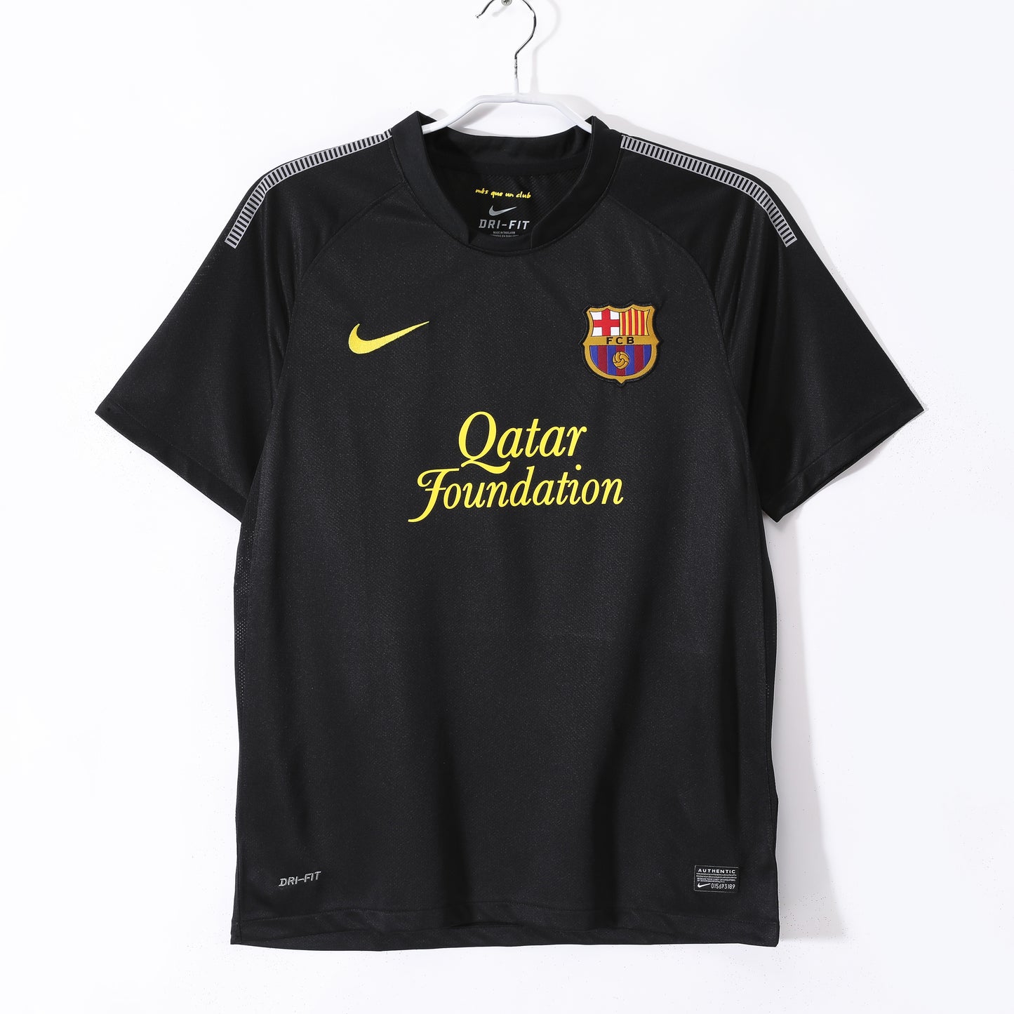 11/12 Barcelona away jersey