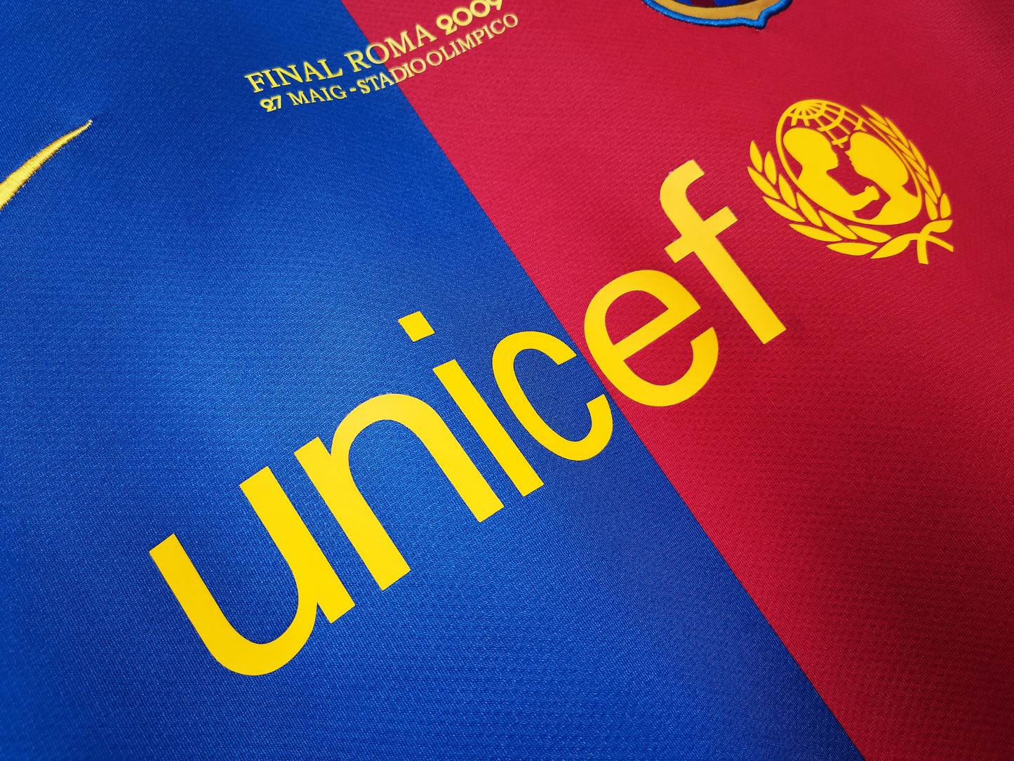 08/09 Barcelona home jersey