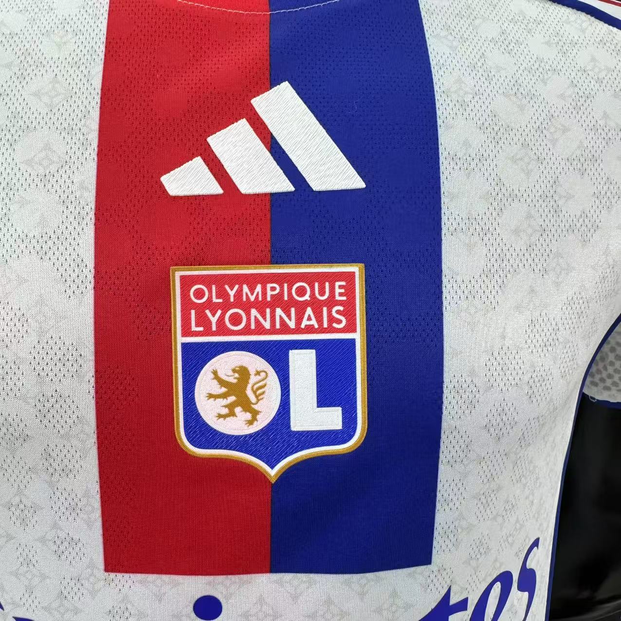 25/26 Lyon home jersey