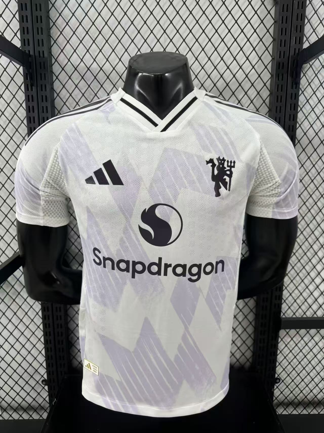 25/26 Manchester United away jersey