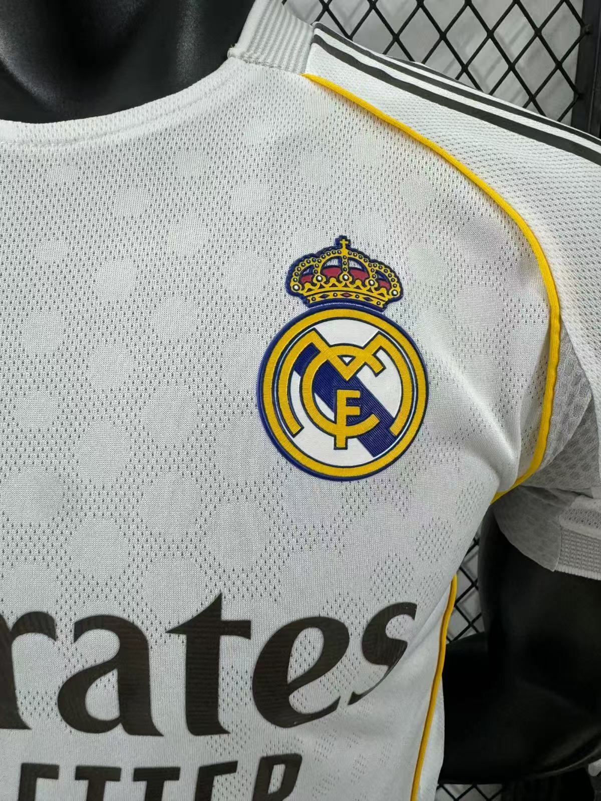 25/26 Real Madrid home jersey