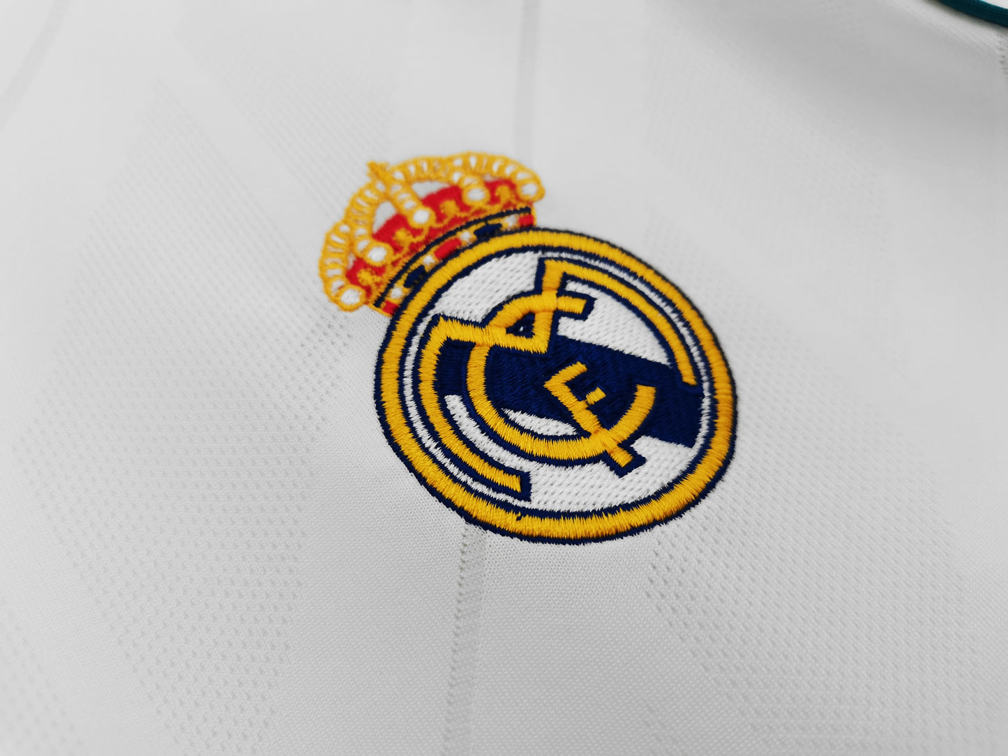17/18 Real Madrid home long sleeved jersey