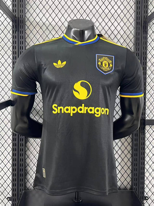 25/26 Manchester United second away kit