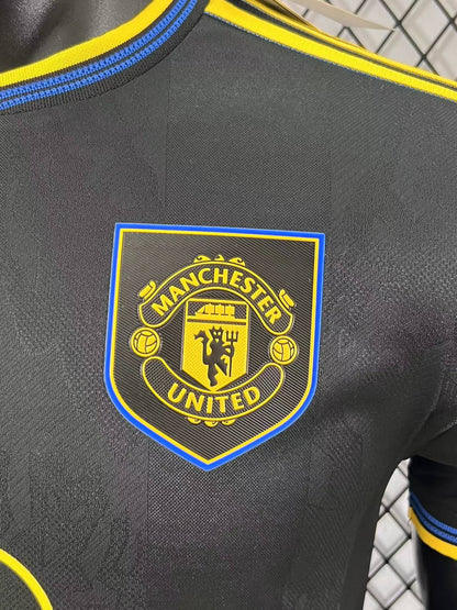 25/26 Manchester United second away kit