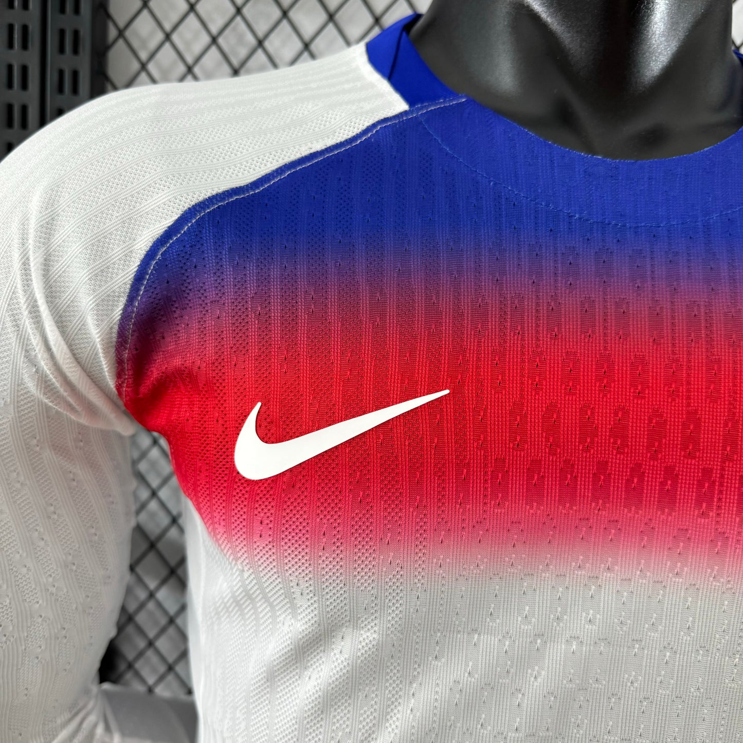25/26 England home long-sleeved jersey