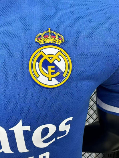 25/26 Real Madrid away jersey